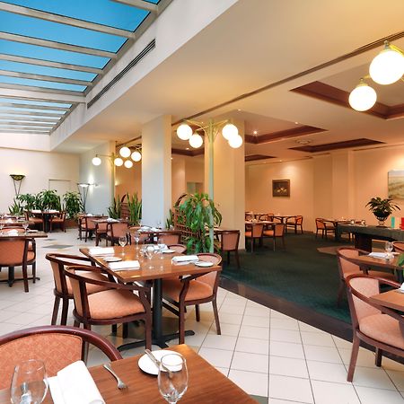 Bayview Eden Melbourne Hotel Buitenkant foto